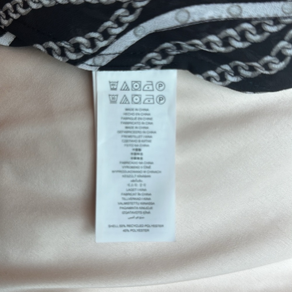 Brand new Michael Kors chain pattern blouse - Picture 6 of 8
